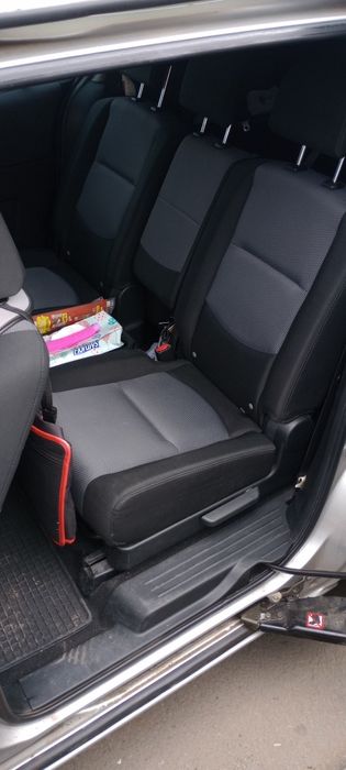 Vând Mazda 5 2007