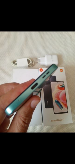 Assalomu aleykum srochni Redmi not 12 xotira 128 gbayt sotiladi