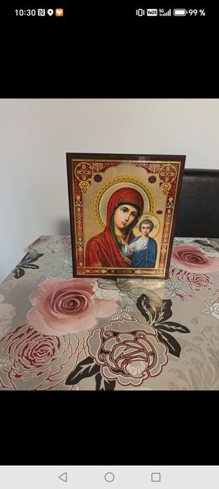 Icoană Maica Domnului.