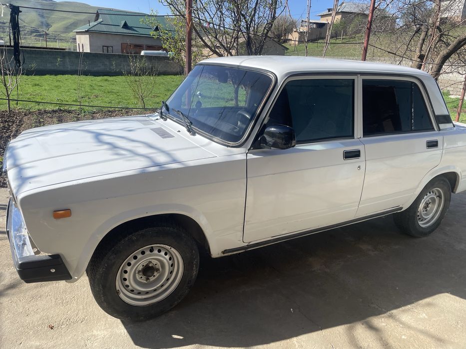 Ваз 2105 07 килинган 1985 йил пропан докумтални юриб турган мошина
