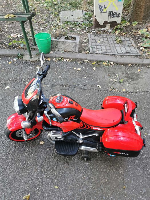 Червен акумулаторен мотор Motocross 1200CR 12V