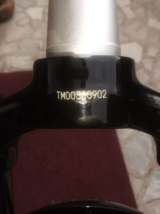 Въздушна вилка Suntour XCR32-air LO-R