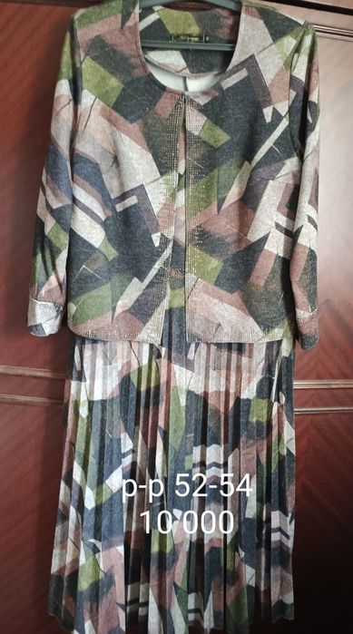 Платья, размеры разные