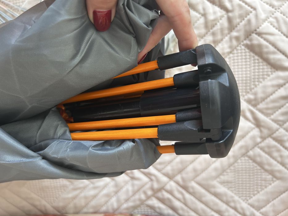 Палатка для 2их! Небольшая!