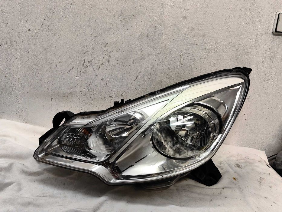 Фар Ситроен  Citroen DS3