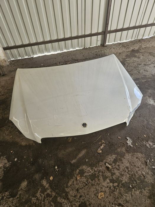 Капот и крыло на мерс w204 рест