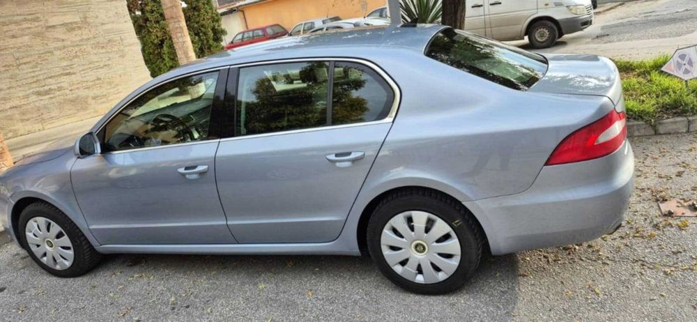 Автомобил Shoda Superb