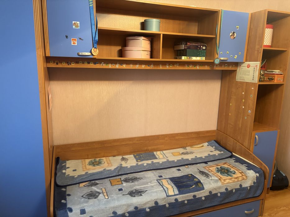 Продам детскую горку.