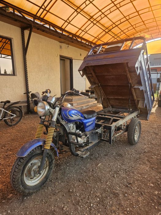 Трицикл бензиновый самосвал