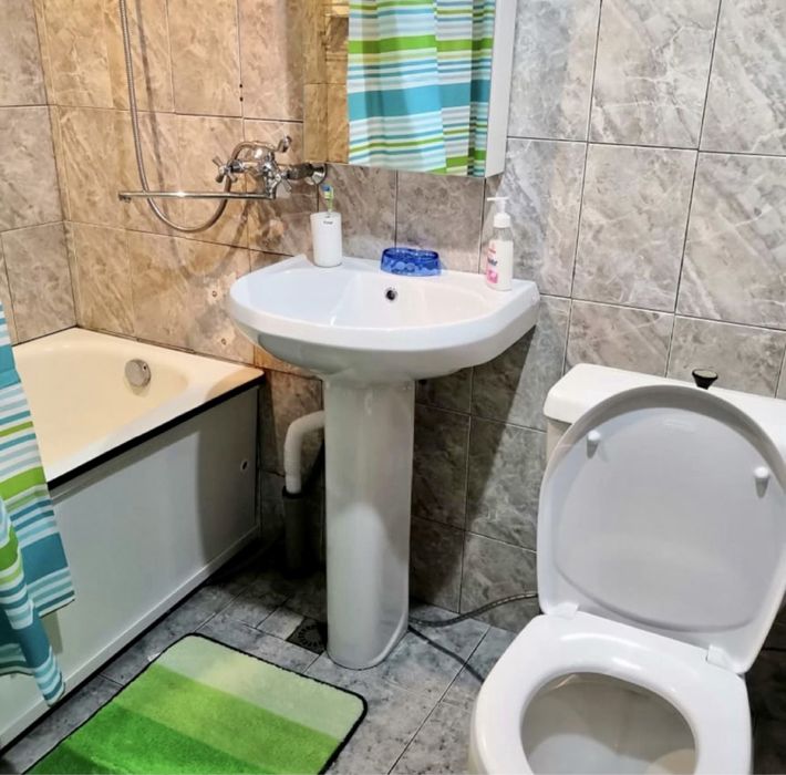 Сдам 1 ком кв по часам посуточно