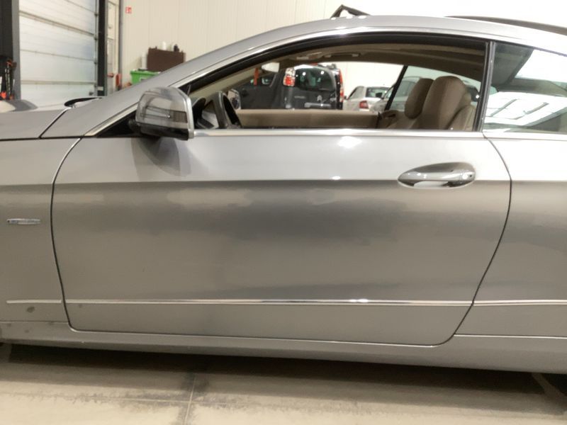 Mercedes-Benz E-Klasse E 220 CDI BlueEfficiency Elegance 2011