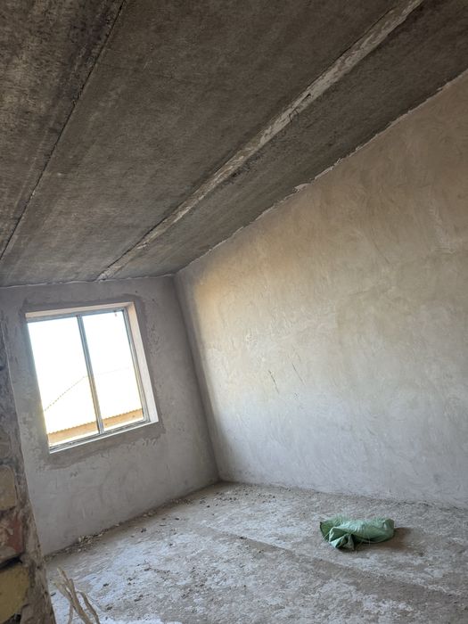 Kvortira 73 kvodrot 3 etaj 3 qomnatni axmedov toytonani orqatarafi