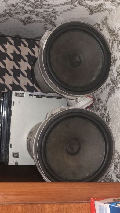 саббуфер с блютуз модемом