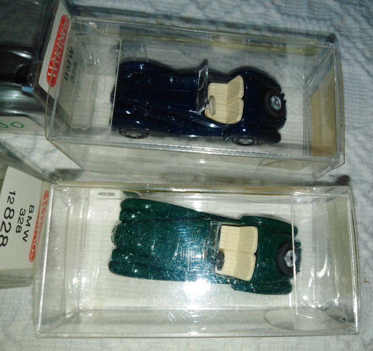 Vand machete autoturisme BMW modele vechi, scara 1:87, Wiking, Herpa