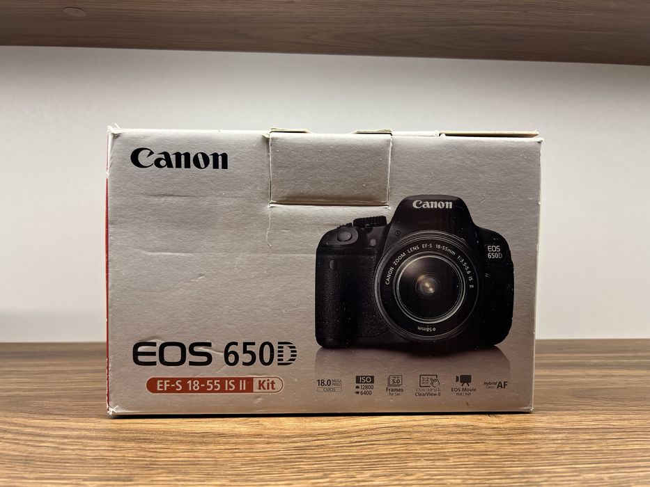Фотоаппарат Canon EOS 650D