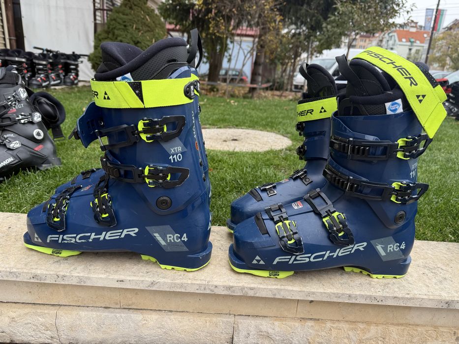 Малко употребявани ски обувки