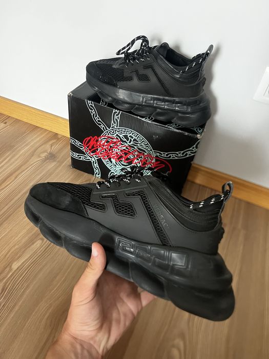 Versace chain reaction tripple black