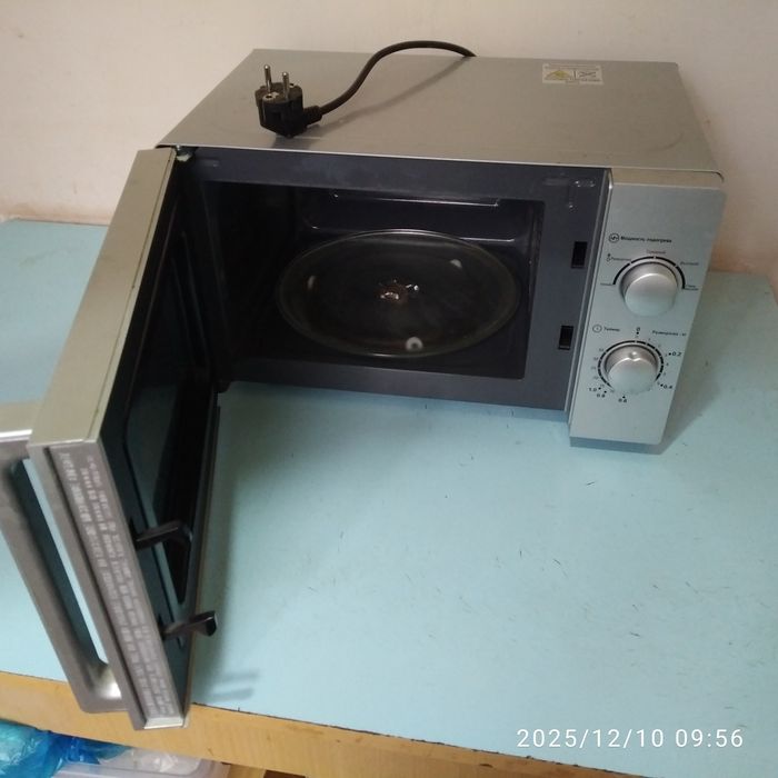 Микроволновая печь Bench BM-M2031RS