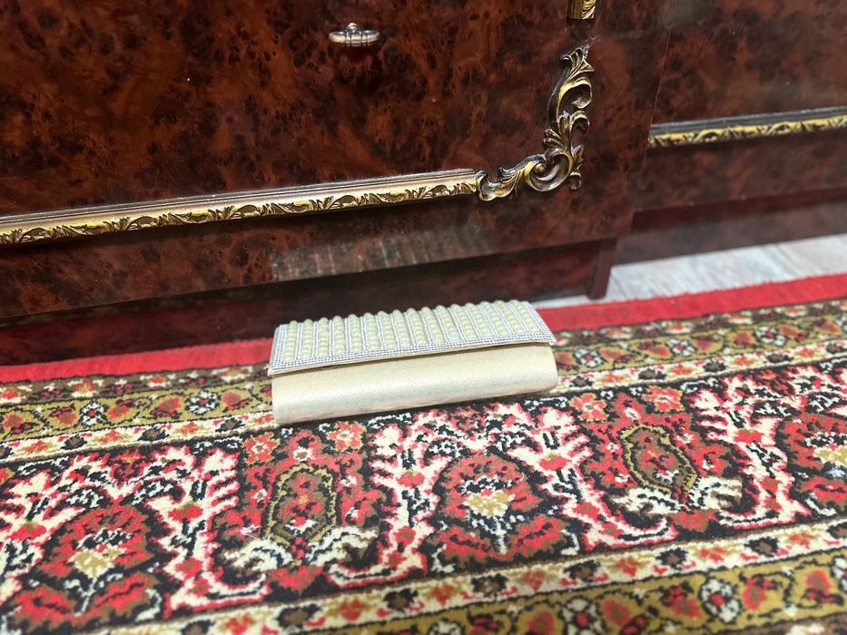 Toy laga kashulok ayollar uchun