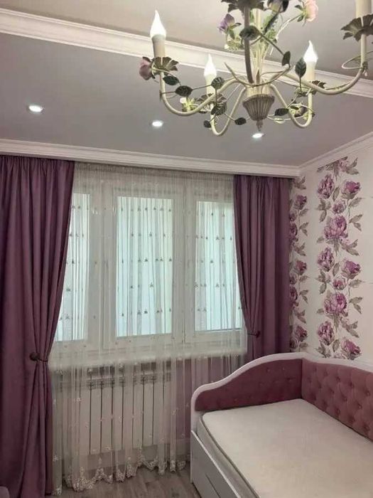 Тристаен  имот в кв.Младост 2