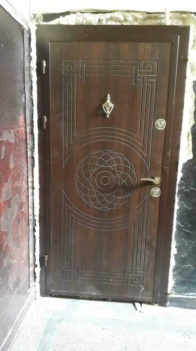 Продава се Четиристаен апартамент в Димитровград - 74 кв.м за 572 €/кв.м - Снимка #1