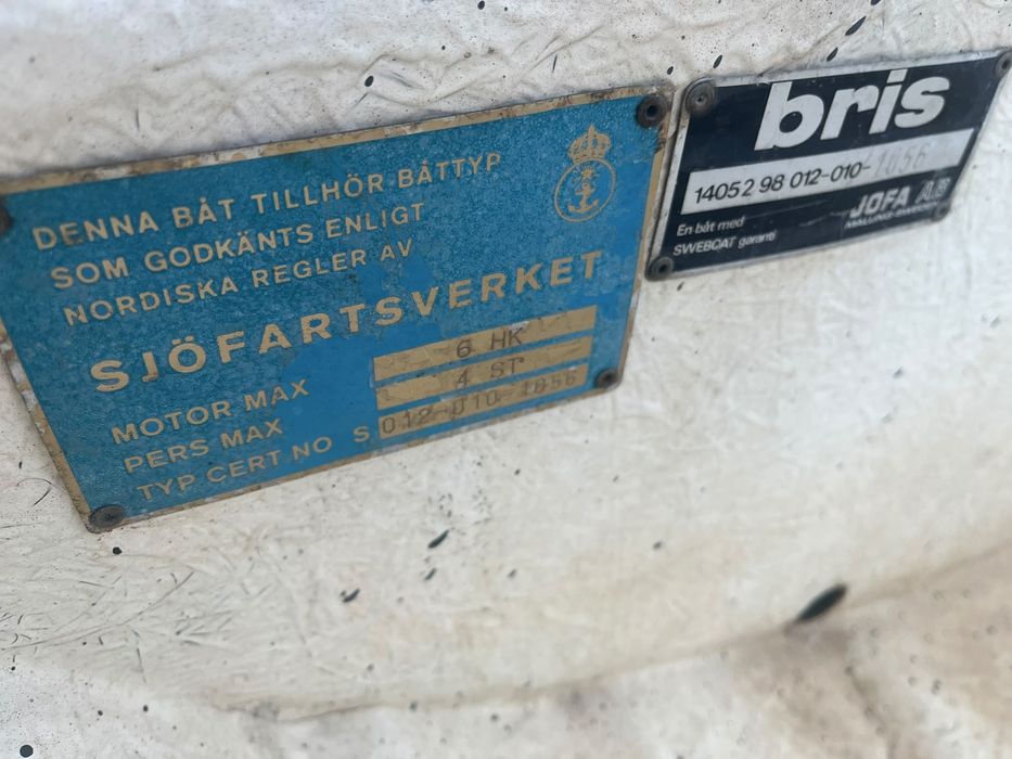 Barca fibra cu peridoc