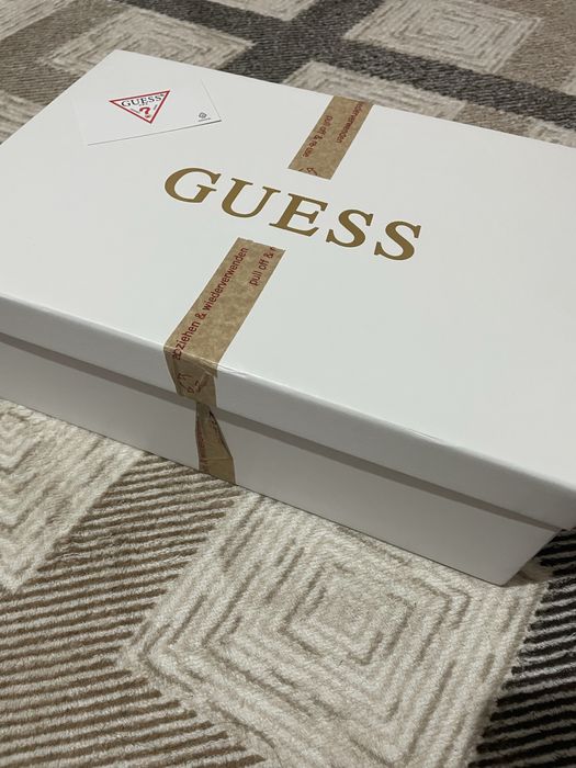 Мъжки обувки GUESS