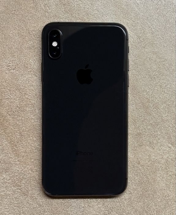 iPhone Xs 64 GB, черен