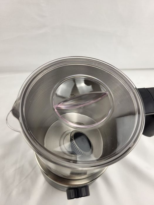 Машина за разпенване на мляко