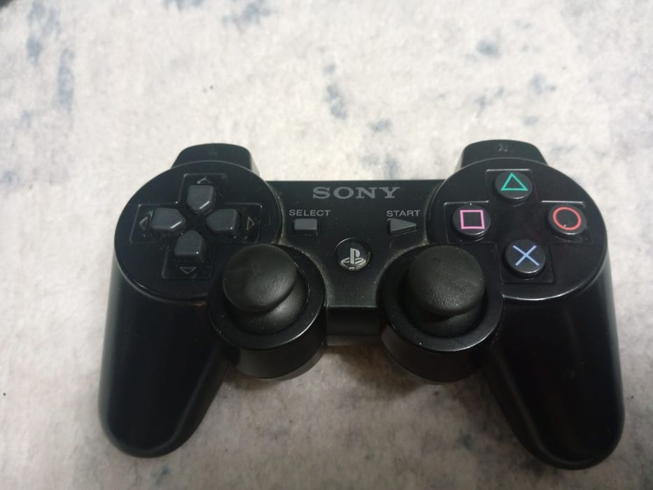 Продам Playstation 3