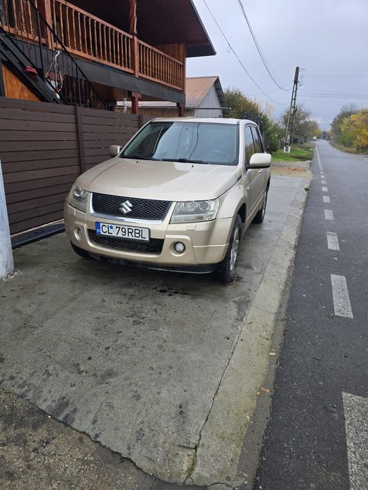 Vand sau schimb Suzuki Grande Vitara 1.9 4x4 2007