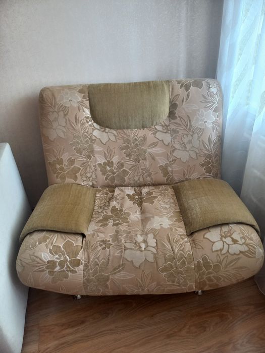 Продам удобное мягкое кресло