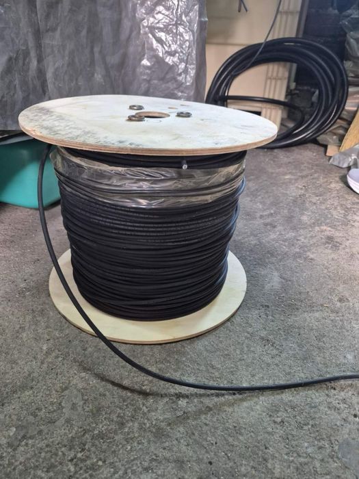 Соларен кабел 1х6 черен и червен цвят