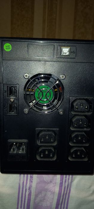 UPS янги ишлатилмаган Бир ярим соатгача токни ушлаб бераолади