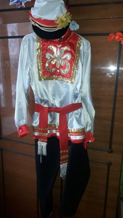 Костюм  для ,,народников,,