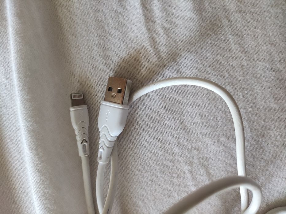 Кабел захранващ за Iphone