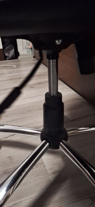 Офис стол изкуствена кожа