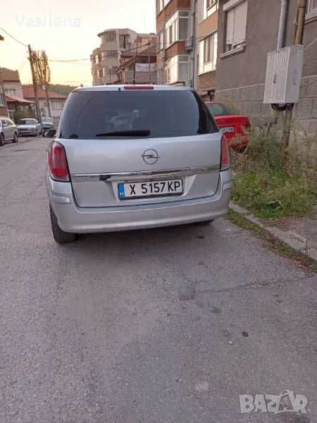 Автомобил Опел Астра