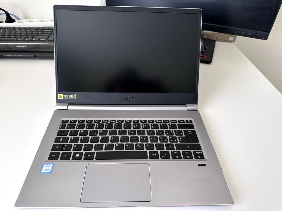 Vand Acer Swift 3