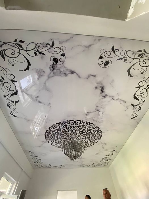 натяжной паталок фото обой хизмати