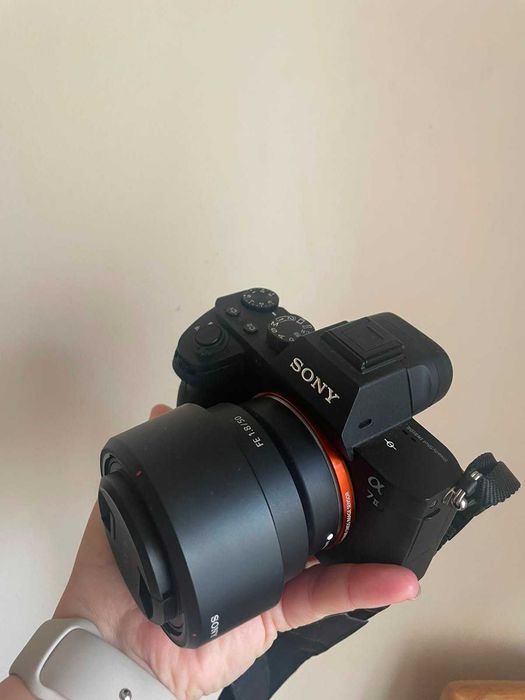 Sony Alpha 7 II + Sony FE 50mm f/1.8 – Impecabil, complet, foarte puțin folosit