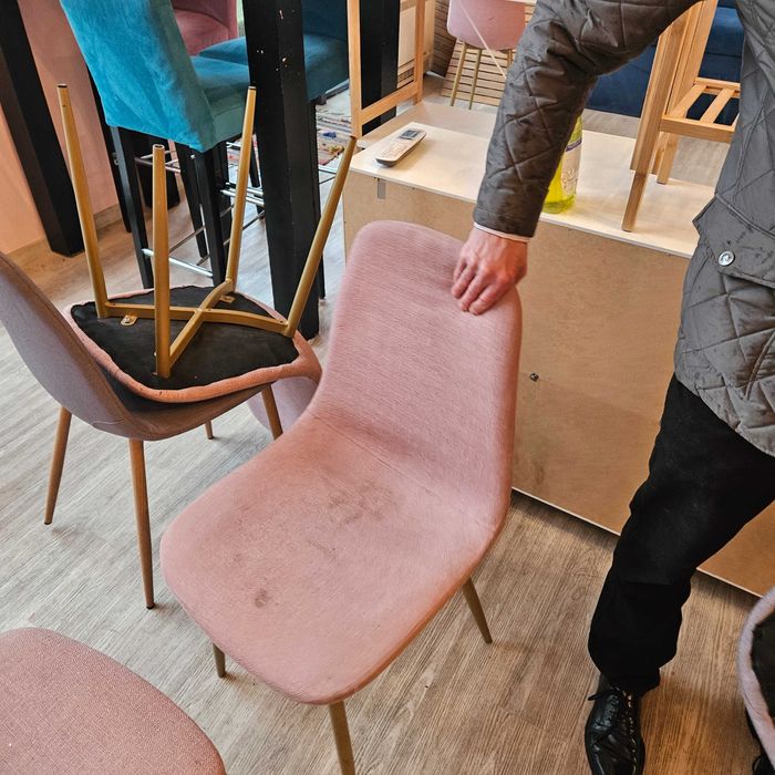 Столове общо 13бр- 130 е