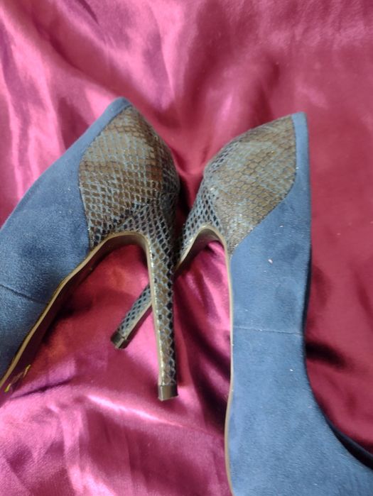 Tocuri albastre cu imprimeu