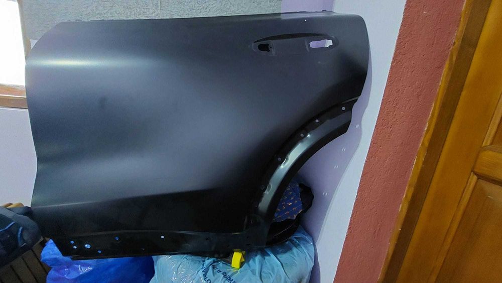 Fata usa noua ,Ford Puma