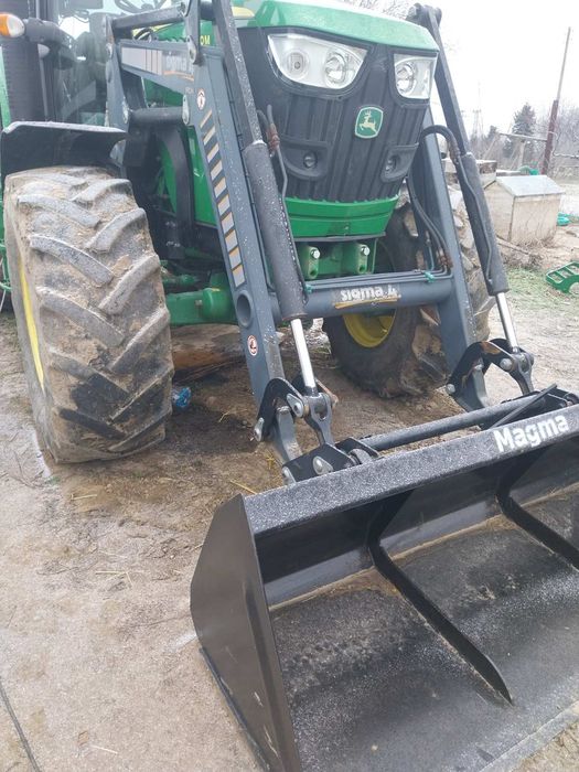 Продава се челен товарач