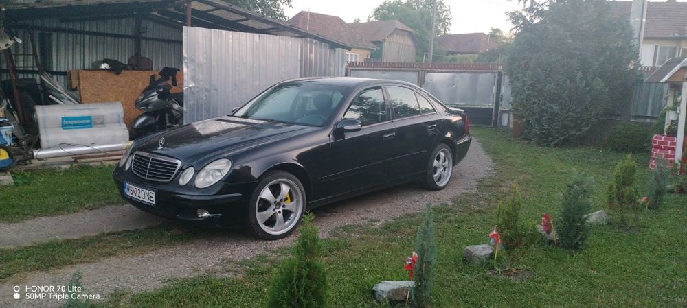 Vand sau schimb Mercedes Eclass W211