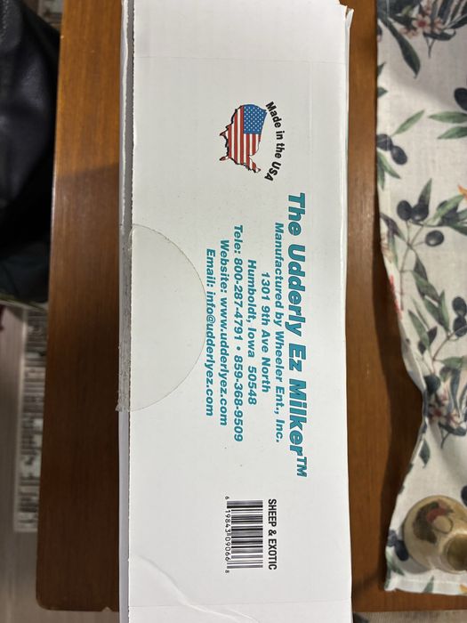 Ръчен доилен апарат за овце и кози