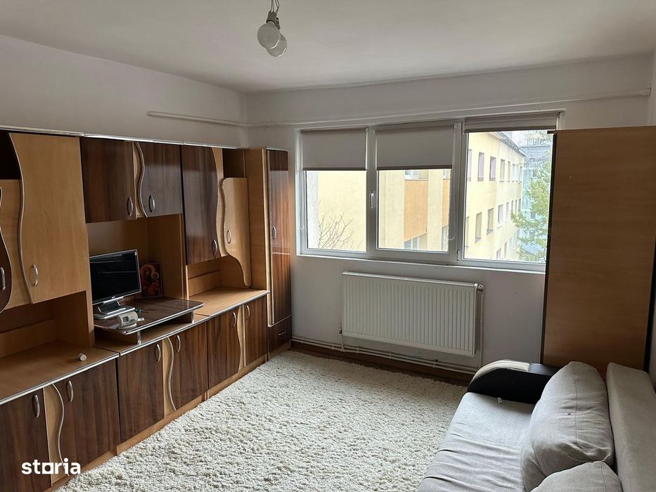 G.Enescu-Zona Spital-Apartament 2 camere,mobilat,cu centrala ,62000E — fotografia 1