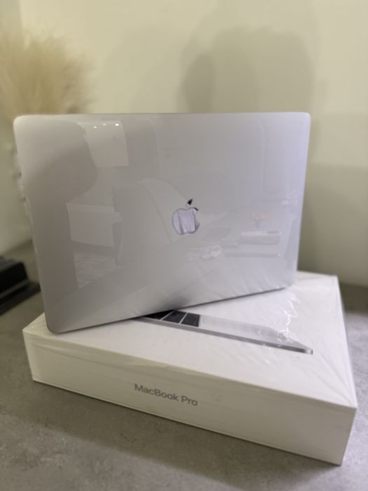MacBook Pro 13 Touch Bar 256 gb