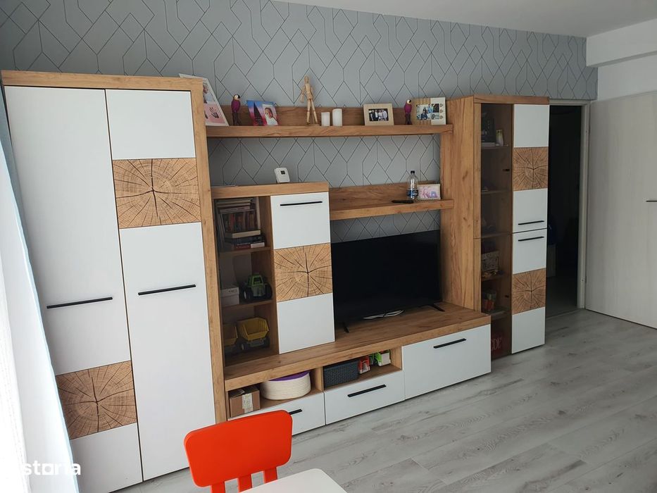 Apartament 3 camere, modern, spatios, mobilat, parcare, zona Tractorul